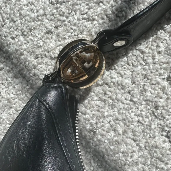 Vintage Gucci purse - Picture 7 of 8